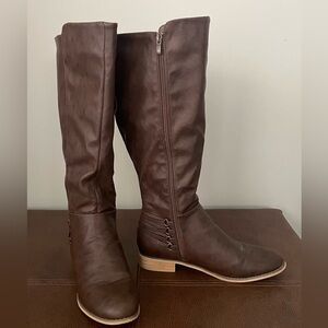 Elegant Brown Tall Boots